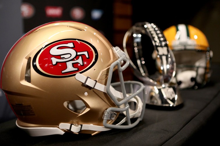 San Francisco 49ers practice at Levi's Stadium